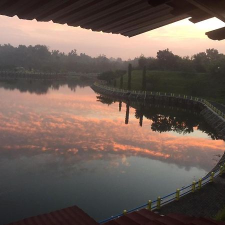 Omah Kenangan At Seven Trumpets Resort Maguwo Экстерьер фото